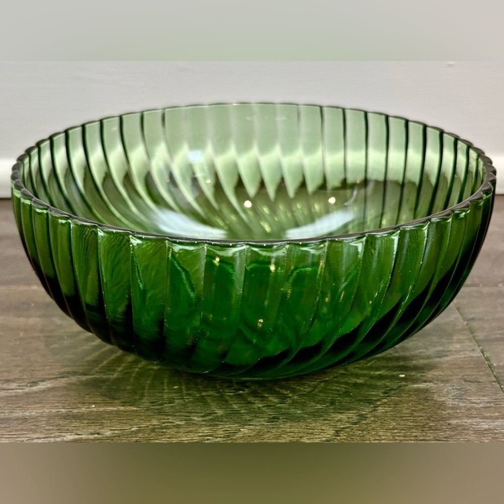 Mid Century Emerald Green Swirl Round Candy Dish/Serving Bowl, Anchor Hocking